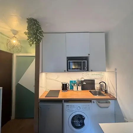 Le Cocooning 5 Min Versailles Apartament *