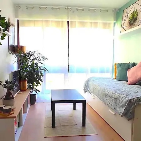 Le Cocooning 5 Min Versailles Apartament *